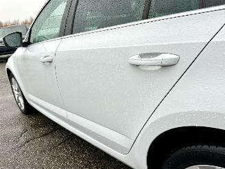 Skoda Octavia gereserveerd 1.0 TSI 116pk 6-bak Greentech Bus Edition Plus - xenon - virtual - camera - pdc - carplay - clima - cruise picture 93