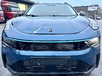 Lynk & Co 01 gereserveerd 1.5 Plug-In Hybrid 7-Traps aut - pano - navi - 360cam - stoelverw - 20inch - Infinity - pdc v+a picture 3