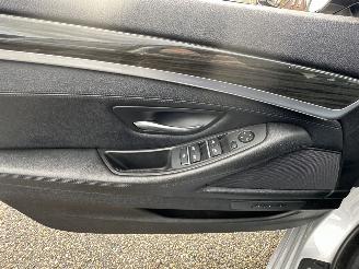 BMW 5-serie Touring 520i 184pk 8-traps aut Luxury Ed - nap - leer - stoelverw - elektr trekh + stuur - memory l+r picture 36