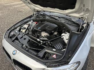 BMW 5-serie Touring 520i 184pk 8-traps aut Luxury Ed - nap - leer - stoelverw - elektr trekh + stuur - memory l+r picture 12