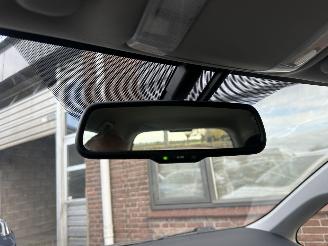 Toyota Auris 1.8 Full Hybrid 123pk aut Executive - nap - navi - camera - keyless entry + start - lmv + 4x goede banden picture 21