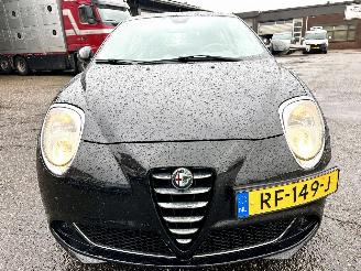 Alfa Romeo MiTo 1.4i 79pk 6-bak Distinctive - airco - elektr ramen + spiegels - lmv - radio - boekjes + sleutels compl picture 3