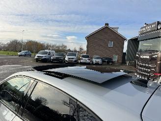 Renault Captur 1.6 E-Tech full hybrid 145 esprit Alpine - nap - pano - harman - 360cam - stuurverw - front + line + side assist picture 96