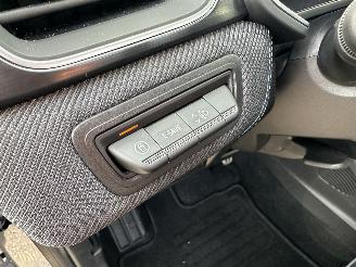 Renault Captur 1.6 E-Tech full hybrid 145 esprit Alpine - nap - pano - harman - 360cam - stuurverw - front + line + side assist picture 52