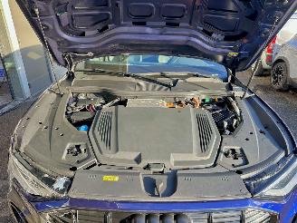 Audi E-tron Sportback 50 Quattro 71kWh 313pk aut S-Edition - pano - nap - 1e eig - cam - virtual - front + line + park assist picture 92