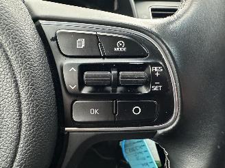 Kia Niro 1.6 GDi Hybrid ExecutiveLine - 77dkm nap - navi - camera - trekh - pdc - half leer - line assist picture 32