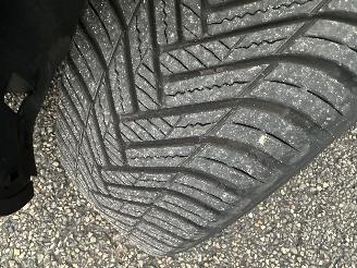 Volkswagen T-Roc 1.5 TSI 150pk 7-Traps aut Life - 7dkm nap - navi - cam - virtual - front + line + park assist - keyless picture 56