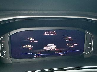 Volkswagen T-Roc 1.5 TSI 150pk 7-Traps aut Life - 7dkm nap - navi - cam - virtual - front + line + park assist - keyless picture 25