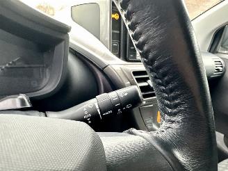 Toyota iQ 1.0 VVTi 68pk automaat Aspiration - 44dkm nap - navi - clima - keyless entry + start - lmv - pdc picture 28