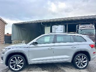 Unfallwagen Skoda Kodiaq 1.5 TSI 150pk 7-traps aut Sportline Bus - nap - nardo grey - 2022/1