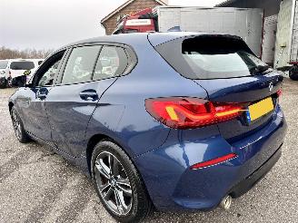 BMW 1-serie Gereserveerd 118i 136pk 7-Traps aut High Exe - nap - virtual - nav - cam - front + line + park assist - leer + stoelverw - sfeerverl picture 6