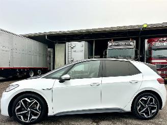 skadebil auto Volkswagen ID.3 First Plus 58kWh 2020/12
