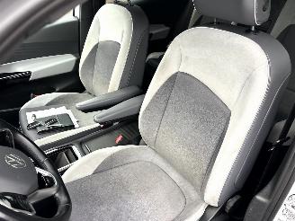 Volkswagen ID.3 58kWh 204pk aut First Plus - nap - navi - cam - keyless - 19 inch - stuurverw - front + line assist - sfeerverl picture 48