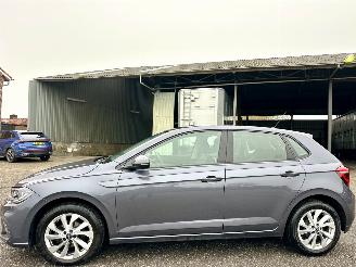 krockskadad bil auto Volkswagen Polo  2021/1