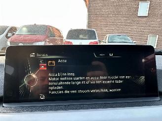 BMW 3-serie 330e 245pk 8-traps aut + f1 high exe - 112dkm nap - harman  - stuur + stoelverw v+a - 360cam - head up - elektr rollo picture 44