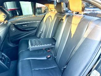 BMW 3-serie 330e 245pk 8-traps aut + f1 high exe - 112dkm nap - harman  - stuur + stoelverw v+a - 360cam - head up - elektr rollo picture 53
