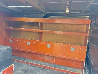 Ford Transit Custom 300 2.0 TDCI 105pk 6-bak L2/H1 euro.6 Trend 3pers - nap - navi - cam - pdc v+a - trekh - airco - cruise picture 9