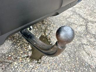 Peugeot 3008 1.2 Turbo 131pk 6-bak Premium - nap - navi - cam - virtual - elektr klep - 19 inch - line assist - keyless - pdc v+a picture 75