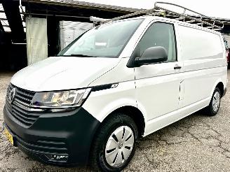 Volkswagen Transporter 2.0 TDI L1/H1 Comfortl - 37dkm nap - airco - cruise - pdc - trekh - klapdeuren - imperiaal - facelift model picture 2