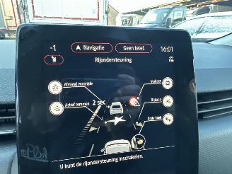 Renault Clio gereserveerd 1.6 E-Tech Hybrid 8-traps aut 140 Intens - nap - 360cam - keyless - navi - front + line + side + park assist - virtual picture 29