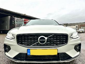 Volvo V-60 2.0 B4 Hybrid 8-traps aut R-Design - nap - virtual - leer - stuur + stoelverw - trekh - front + line + side assist picture 100