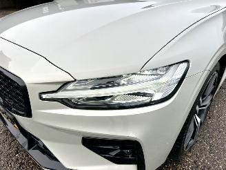 Volvo V-60 2.0 B4 Hybrid 8-traps aut R-Design - nap - virtual - leer - stuur + stoelverw - trekh - front + line + side assist picture 114