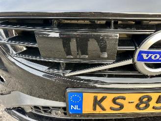 Volvo V-60 2.4 D5 Hybrid aut AWD R-Design - schuifdak - leer - nav - cam - front + line + side assist - harman/kardon picture 14