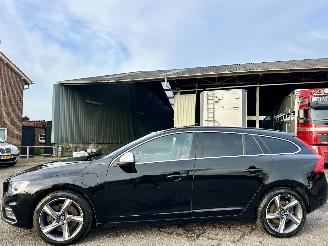 Auto incidentate Volvo V-60 2.4 D5 2015/12