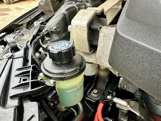 Volvo V-60 2.4 D5 Hybrid aut AWD R-Design - schuifdak - leer - nav - cam - front + line + side assist - harman/kardon picture 80