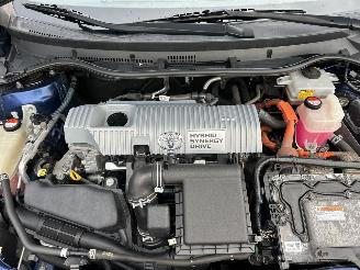 Toyota Auris Touring Sports gereserveerd 1.8 Hybrid 123pk aut pano - nap - navi - camera - keyless - front + park + line assist - pdc v+a picture 65