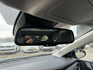 Toyota Auris Touring Sports gereserveerd 1.8 Hybrid 123pk aut pano - nap - navi - camera - keyless - front + park + line assist - pdc v+a picture 31