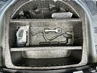 Toyota Auris Touring Sports gereserveerd 1.8 Hybrid 123pk aut pano - nap - navi - camera - keyless - front + park + line assist - pdc v+a picture 57