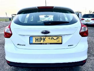 Ford Focus Gereserveerd 1.0T Ecoboost 101pk Edition 5drs - 64dkm - airco - 51.360km distr.riem + waterpomp vernieuwd in 5/2025 picture 6