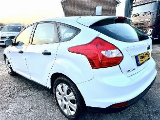 Ford Focus Gereserveerd 1.0T Ecoboost 101pk Edition 5drs - 64dkm - airco - 51.360km distr.riem + waterpomp vernieuwd in 5/2025 picture 7