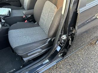 Kia Venga 1.4 CVVT 90pk X-Pect - 77dkm - airco - stoelverw - lichtsensor - pdc - esp - usb - aux - cv op afstandbed picture 25