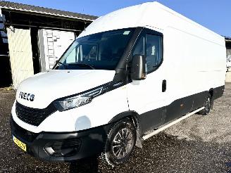 Iveco Daily gereserveerd Maxi 35S16V 2.3D aut euro.6 410L/H3 3pers - front + line assist - navi - camera - clima - cruise - webasto picture 2