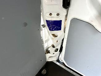 Iveco Daily gereserveerd Maxi 35S16V 2.3D aut euro.6 410L/H3 3pers - front + line assist - navi - camera - clima - cruise - webasto picture 12