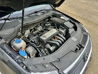 Volkswagen Passat 2.0 FSI 150pk 6-Traps automaat Comf Bus - nap - clima - cruise - navi - pdc v+a - licht + regensensor picture 76