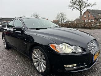Jaguar XF 3.0 V6 238pk aut + f1 Prem Luxury - schuifdak - leer - nav - cam - elektr rollo - B&W - stoelvent - stuurverw picture 4