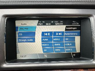 Jaguar XF 3.0 V6 238pk aut + f1 Prem Luxury - schuifdak - leer - nav - cam - elektr rollo - B&W - stoelvent - stuurverw picture 36