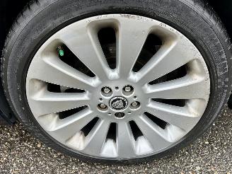 Jaguar XF 3.0 V6 238pk aut + f1 Prem Luxury - schuifdak - leer - nav - cam - elektr rollo - B&W - stoelvent - stuurverw picture 97