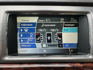 Jaguar XF 3.0 V6 238pk aut + f1 Prem Luxury - schuifdak - leer - nav - cam - elektr rollo - B&W - stoelvent - stuurverw picture 37