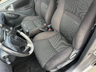 Toyota Yaris 1.5-16V VVT-i 106pk T-Sport - airco - nap - elektr ram + spiegels - lmv - sportint - radio + cd - mistlampen picture 28