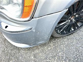 Lancia Thema 3.0D V6 Turbo 190pk aut Platinum - xenon - navi - leer - memory - elektr rollo - stoelverw v+a picture 81