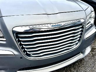 Lancia Thema 3.0D V6 Turbo 190pk aut Platinum - xenon - navi - leer - memory - elektr rollo - stoelverw v+a picture 68