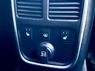 Lancia Thema 3.0D V6 Turbo 190pk aut Platinum - xenon - navi - leer - memory - elektr rollo - stoelverw v+a picture 11