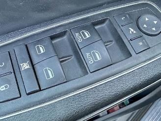 Lancia Thema 3.0D V6 Turbo 190pk aut Platinum - xenon - navi - leer - memory - elektr rollo - stoelverw v+a picture 31