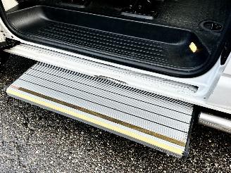 Volkswagen Transporter Kombi 2.0 TDI 150pk 7-traps dsg aut highline 9Pers - nap - navi - airco - cruise - pdc v+a - euro.6 picture 64