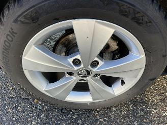 Skoda Octavia Gereserveerd 1.5 TSI 150pk 7-Traps aut Greentech Style - nap - navi - carplay - keyless entry - pdc v+a + park assist picture 73