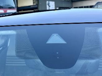 Volkswagen Up! 1.0i 65pk BMT 5drs - nap - clima - camera - cruise - pdc - licht + regensensor - line assist picture 74